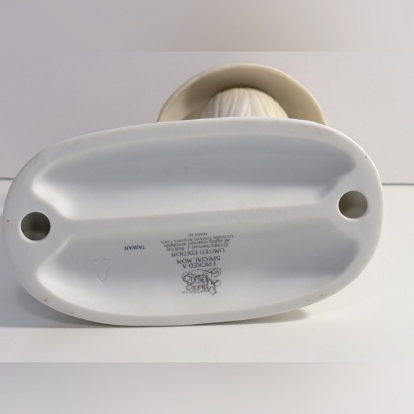 Precious Moments #100536 - I Picked A Special Mom, 1986 Limited Edition - Picture 5 of 7